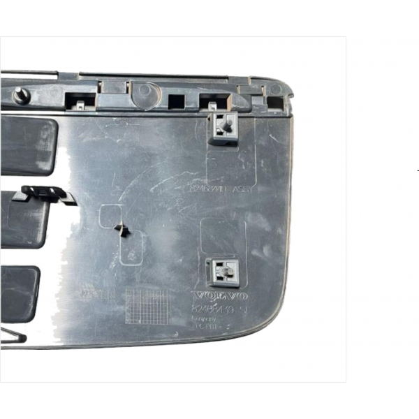 GRADE FRONTAL CAPÔ - VOLVO VM CAMINHÕES ATÉ 2014 - 82468439