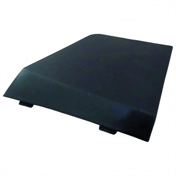 Tampa Central Parachoque L.d. New Iveco Tector Bl Fibras*