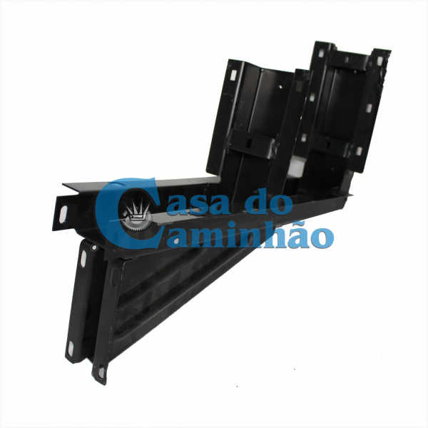 SUPORTE DO ESTRIBO DIREITO - MERCEDES 1935 E 1941 - 3846607830