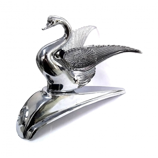CISNE CROMADO DO CAPO - MERCEDES 1111 / 1113 / 1116 / 1117